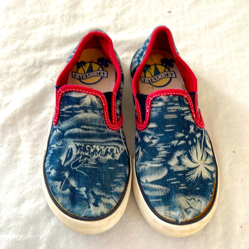 Boys slip ons, barely worn